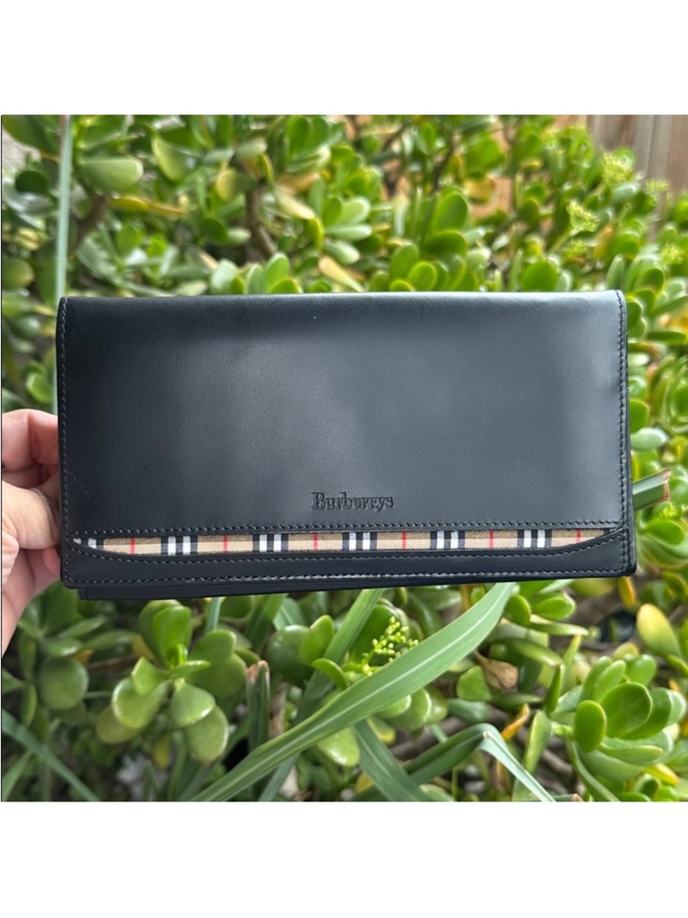 𝓑𝓤𝓡𝓑𝓔𝓡𝓡𝔂 Nova Check Long Black Leather Wallet